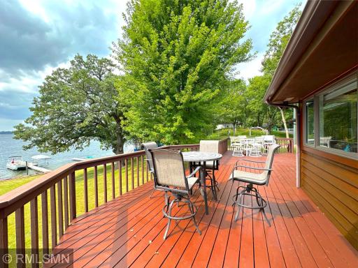 10041 Jeske Avenue NW, Annandale, MN 55302