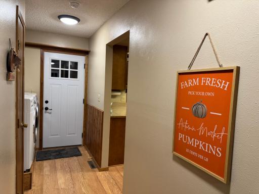 701 6th Avenue NE, Roseau, MN 56751