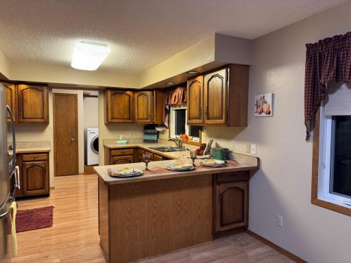 701 6th Avenue NE, Roseau, MN 56751