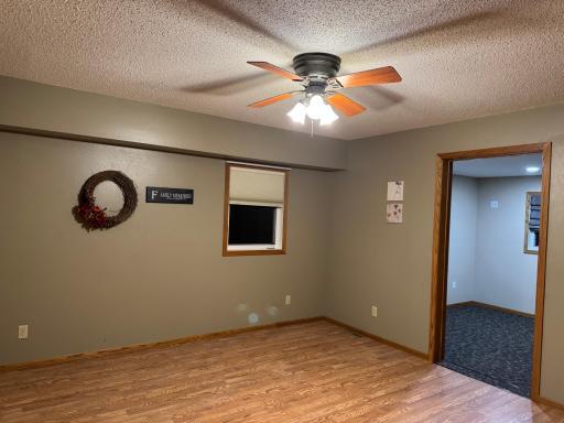 701 6th Avenue NE, Roseau, MN 56751