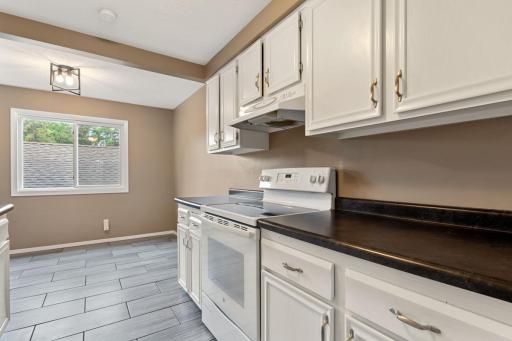 12201 Drake Street NW, Minneapolis, MN 55448