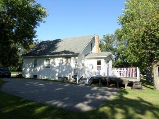 414 Hamilton Avenue NE, Red Lake Falls, MN 56750