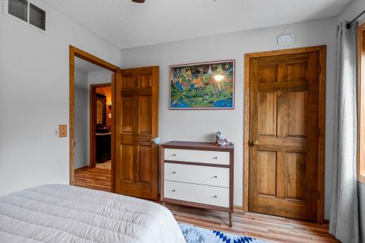 5940 Mc Kinley Place, Excelsior, MN 55331
