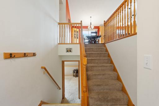 16670 Whitewood Avenue, Prior Lake, MN 55372