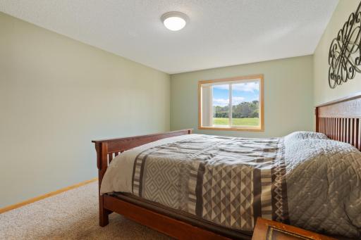 16670 Whitewood Avenue, Prior Lake, MN 55372
