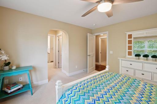 2426 Meeting Street, Wayzata, MN 55391