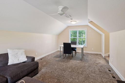 2426 Meeting Street, Wayzata, MN 55391