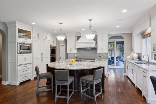 2426 Meeting Street, Wayzata, MN 55391
