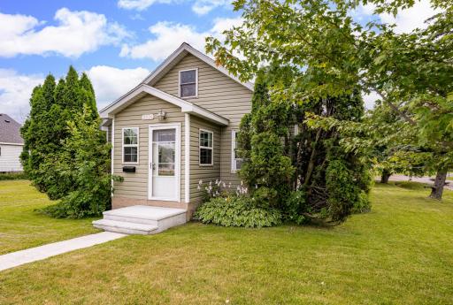 Photo for 2014 Central Ave., Superior, WI 54880 - listing #6781704 2014 Central Ave., Superior, WI 54880