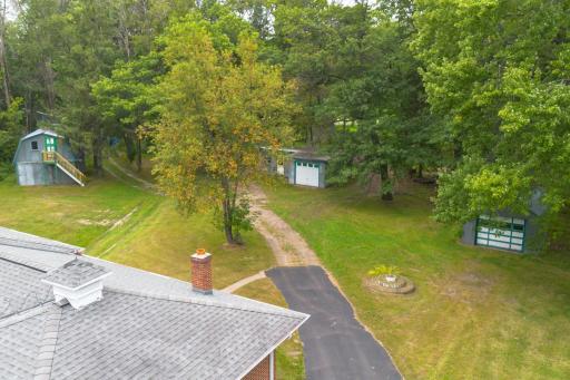 1425 Holly Drive E, Hugo, MN 55038