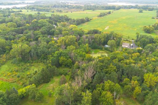 1425 Holly Drive E, Hugo, MN 55038