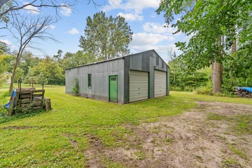 1425 Holly Drive E, Hugo, MN 55038
