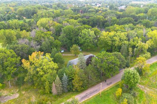 1425 Holly Drive E, Hugo, MN 55038