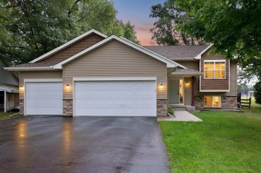 5626 Vera Cruz Avenue N, Crystal, MN 55429