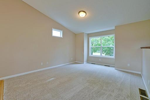 5626 Vera Cruz Avenue N, Crystal, MN 55429