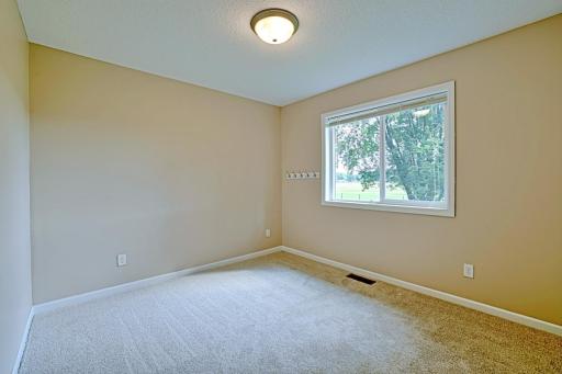 5626 Vera Cruz Avenue N, Crystal, MN 55429