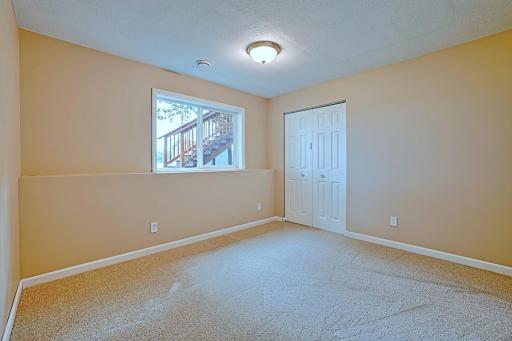5626 Vera Cruz Avenue N, Crystal, MN 55429
