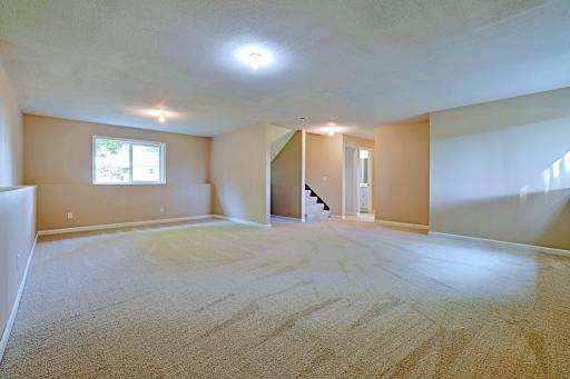 5626 Vera Cruz Avenue N, Crystal, MN 55429