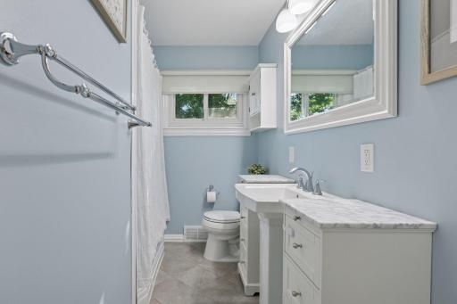 6435 James Avenue S, Minneapolis, MN 55423