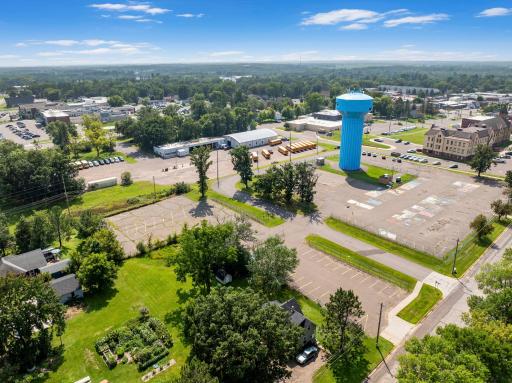 400 Maple Ave E, Mora, MN 55051