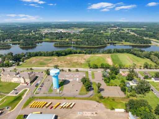 400 Maple Ave E, Mora, MN 55051