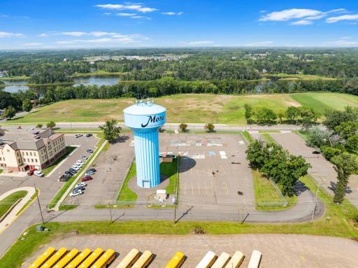 400 Maple Ave E, Mora, MN 55051