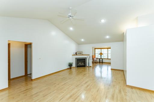 2708 Century Court NE, Rochester, MN 55906