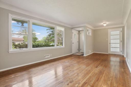 4513 Laguna Drive, Minneapolis, MN 55435