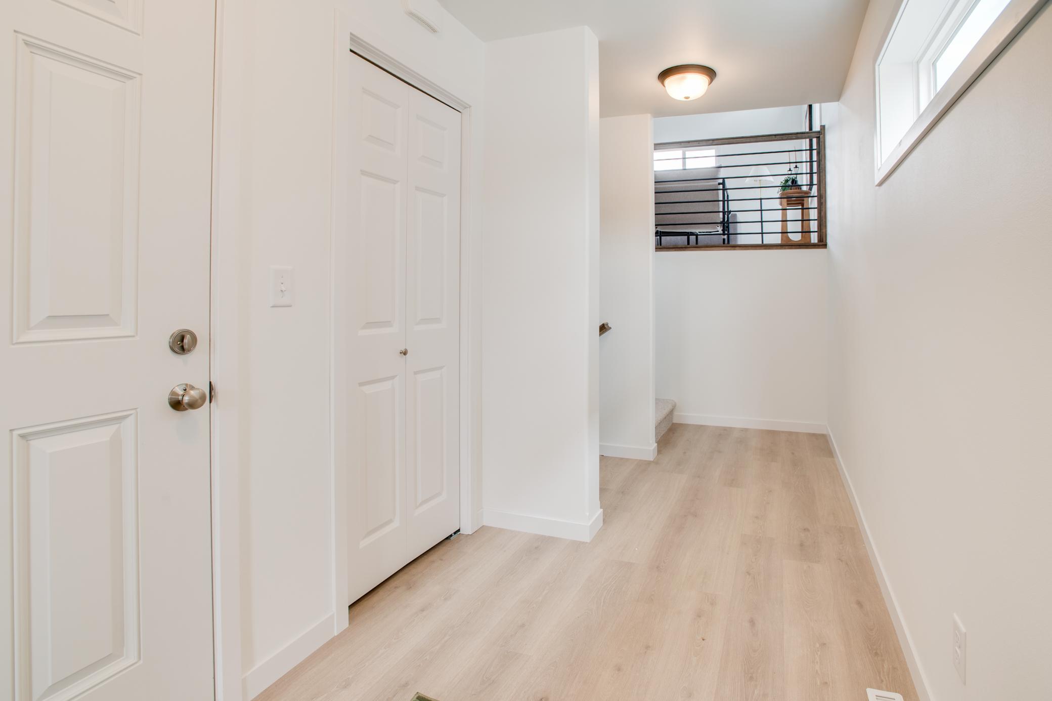 2522_38TH_AVE_S_STAGED-5.jpg