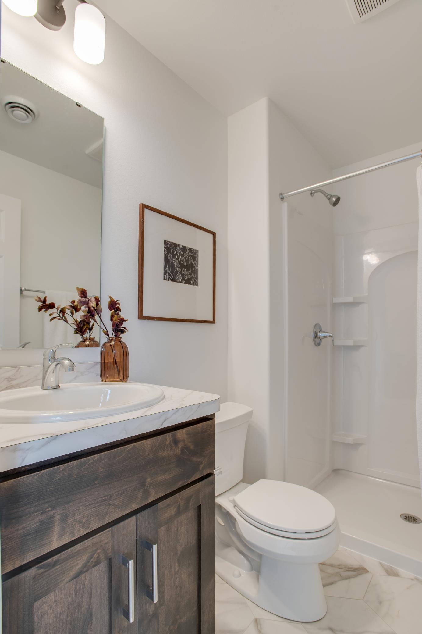 2522_38TH_AVE_S_STAGED-36.jpg