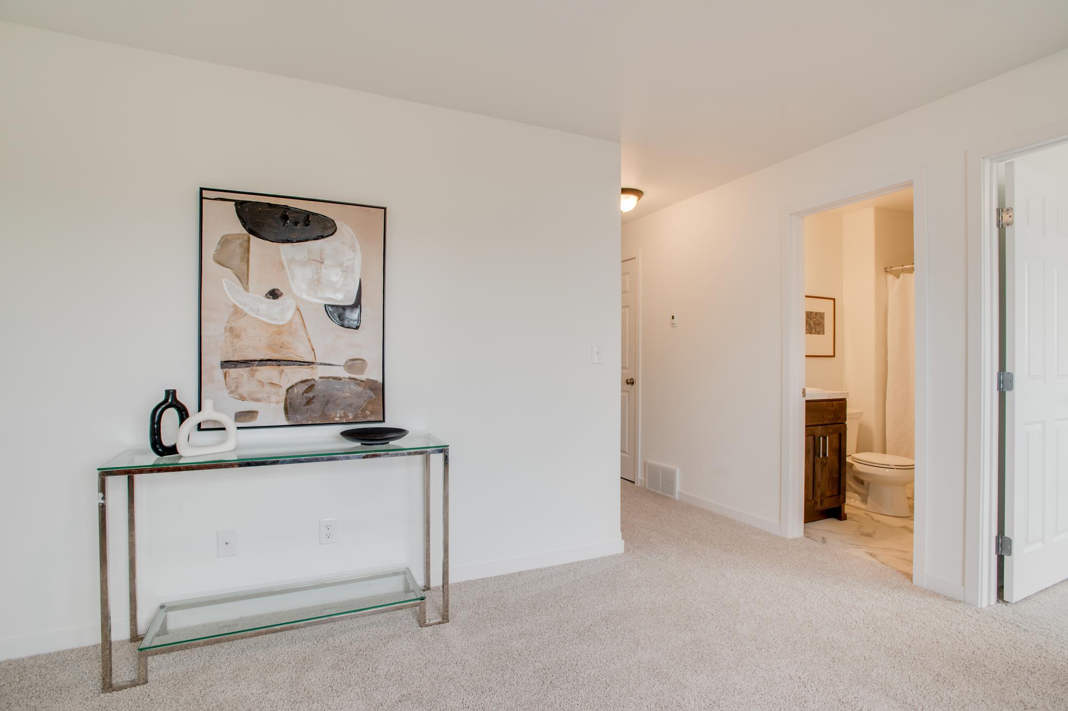 2522_38TH_AVE_S_STAGED-32.jpg