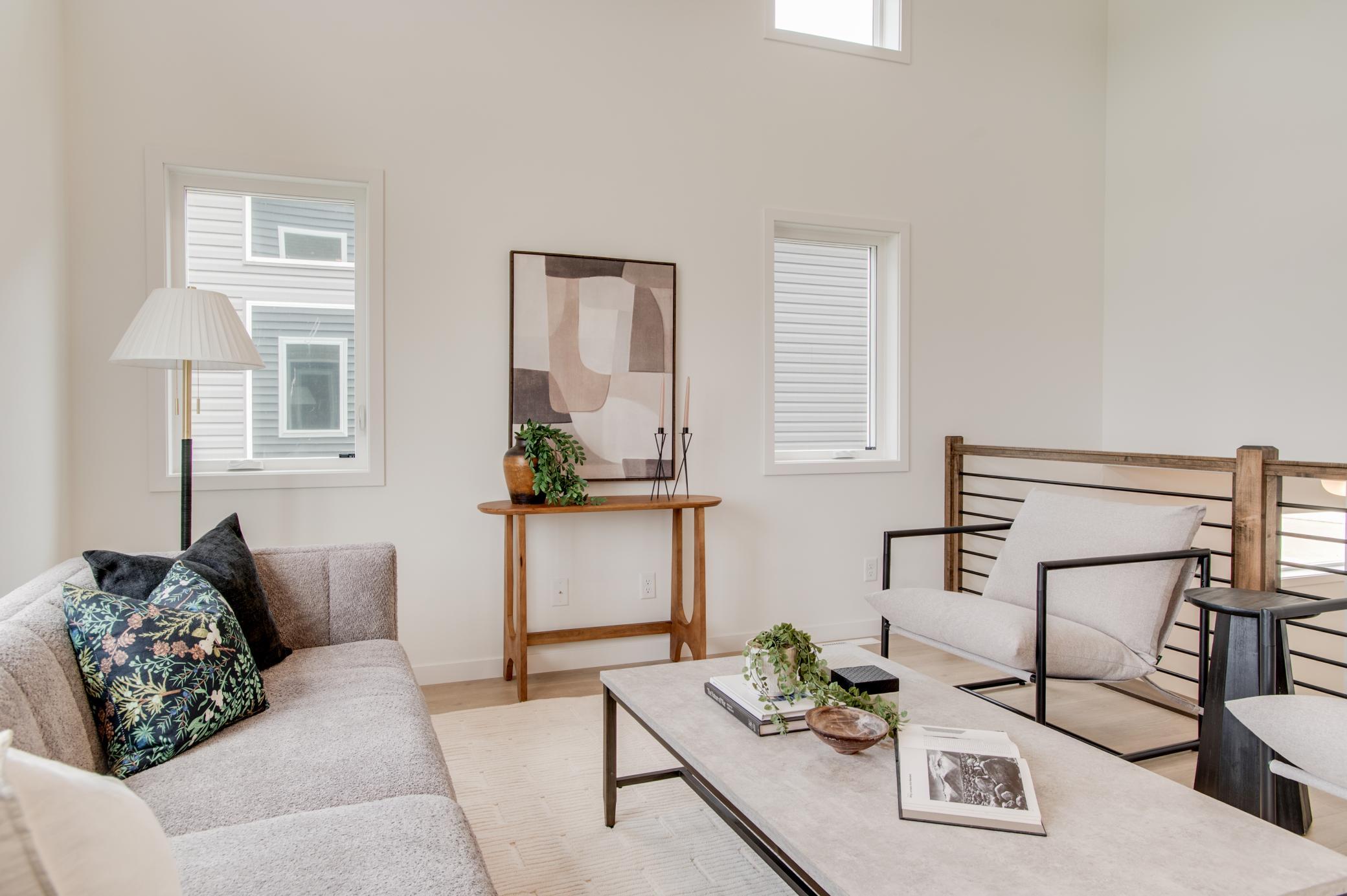 2522_38TH_AVE_S_STAGED-10.jpg