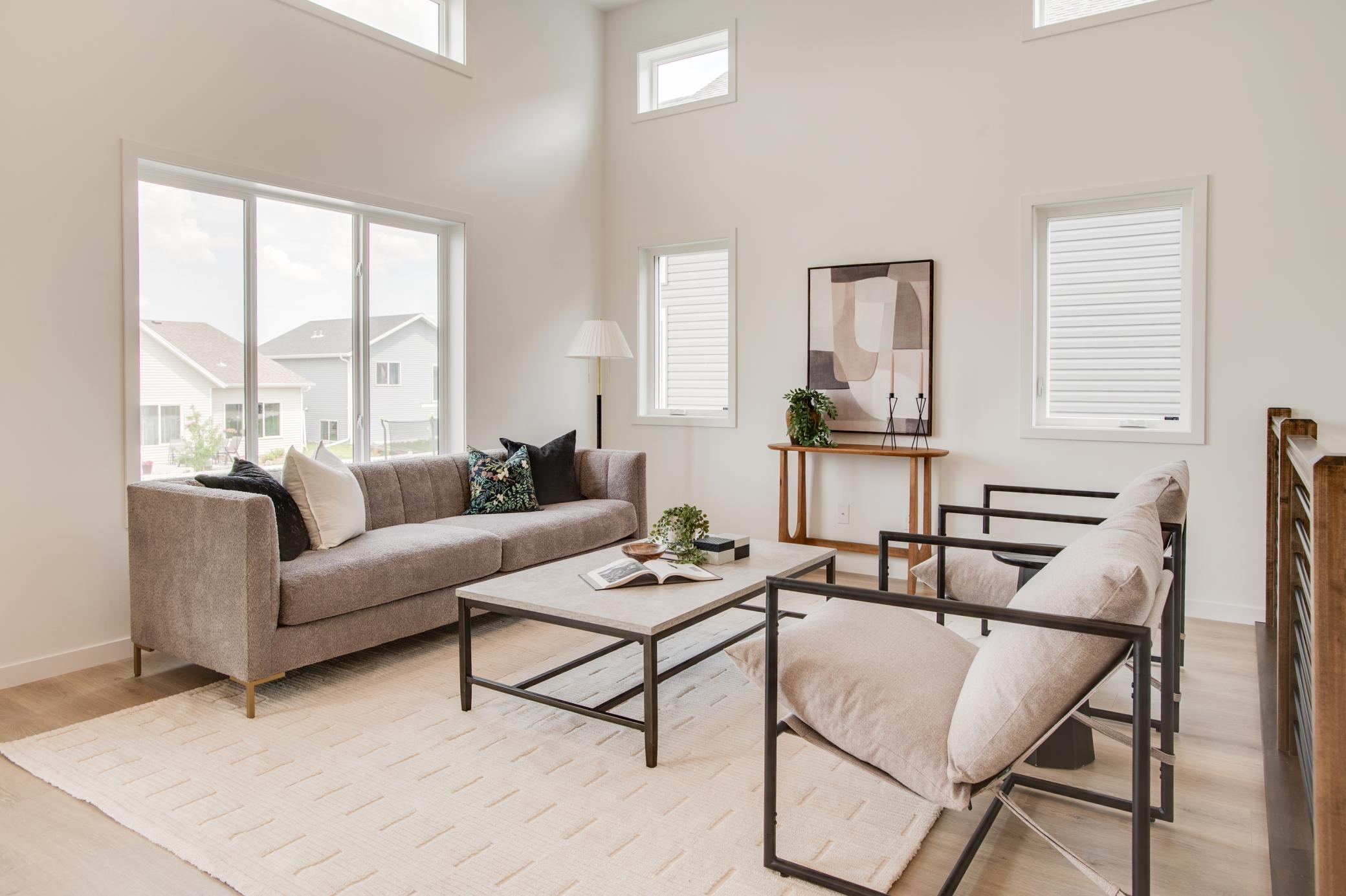 2522_38TH_AVE_S_STAGED-7.jpg
