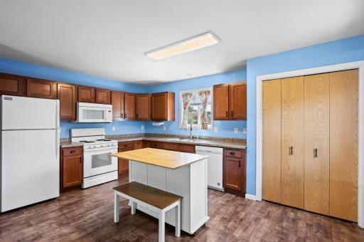 102 3rd Street E, Brandon, MN 56315