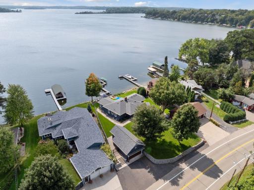5531 Bartlett Boulevard, Mound, MN 55364
