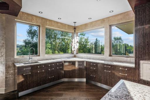 5160 Juneau Lane N, Minneapolis, MN 55446