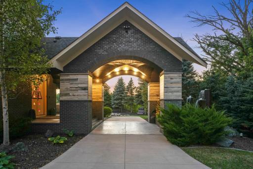 5160 Juneau Lane N, Minneapolis, MN 55446