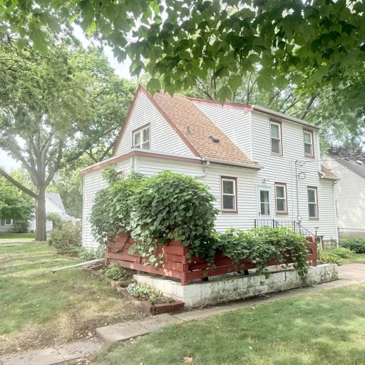 502 16th Avenue N, South Saint Paul, MN 55075