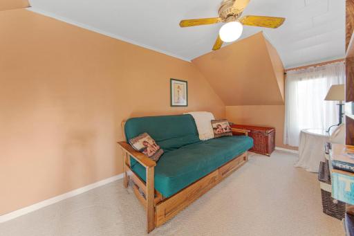 26 Bedroom 2.jpg