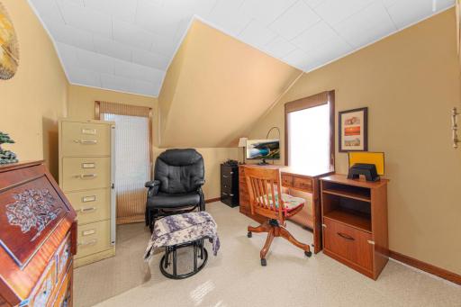 29 Bedroom 3.jpg