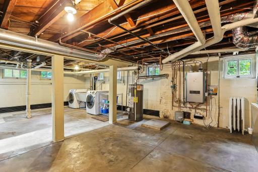 4852 Bryant Avenue S, Minneapolis, MN 55419