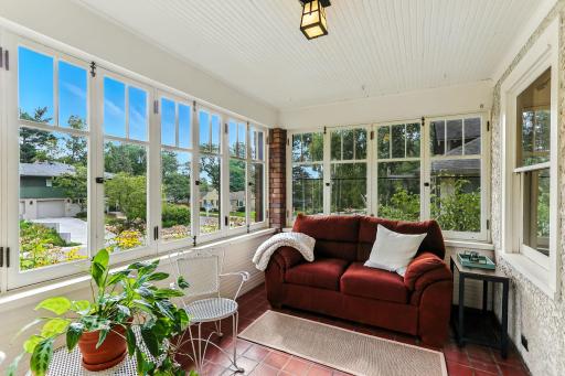 4852 Bryant Avenue S, Minneapolis, MN 55419