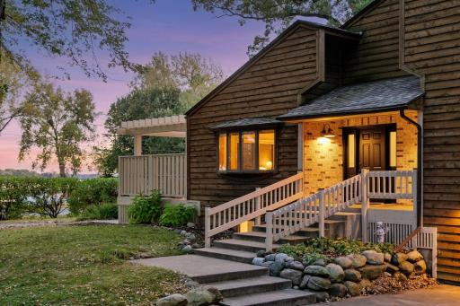 2615 Lake Avenue, White Bear Lake, MN 55110