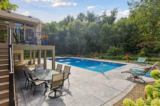 Great layout with plenty of sun space to relax