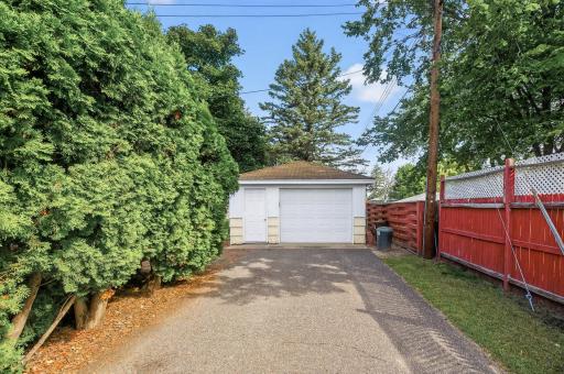 3812 Joyce Lane, Minneapolis, MN 55429