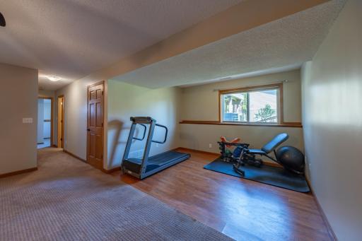 5094 King Arthur Drive NW, Rochester, MN 55901