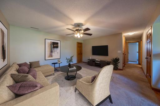 5094 King Arthur Drive NW, Rochester, MN 55901