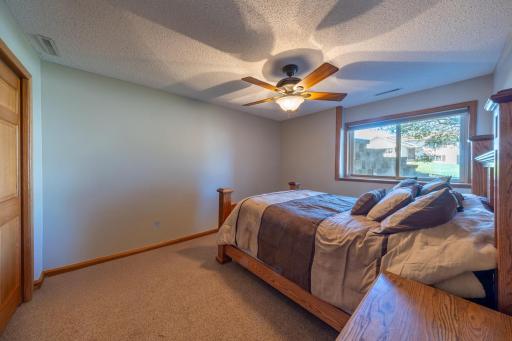 5094 King Arthur Drive NW, Rochester, MN 55901
