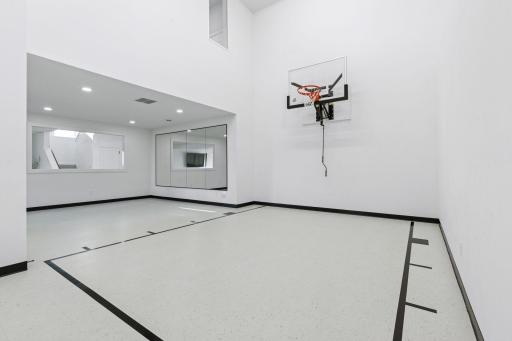 16457 48th Place North - Spacecrafting - 0079.jpg