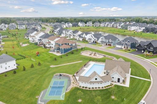 16457 48th Place N, Plymouth, MN 55446